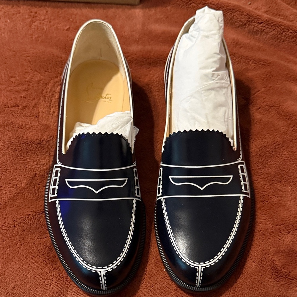 Brand New Women’s Christian Louboutin Black Loafers